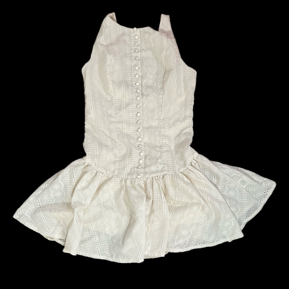 White Lace Sleeveless Dress